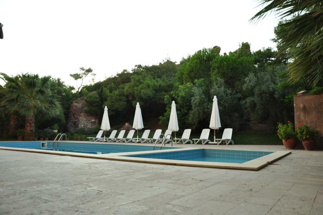 Palm Court Suites Аявали Екстериор снимка