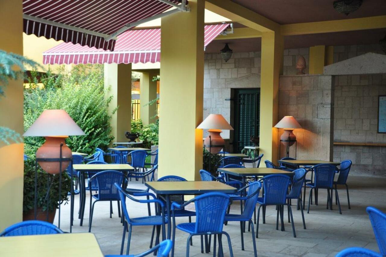 Palm Court Suites Аявали Екстериор снимка