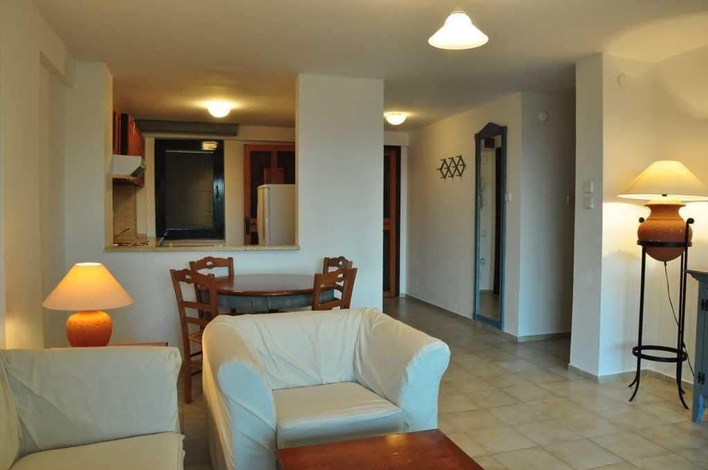 Palm Court Suites Аявали Екстериор снимка