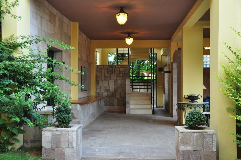 Palm Court Suites Аявали Екстериор снимка